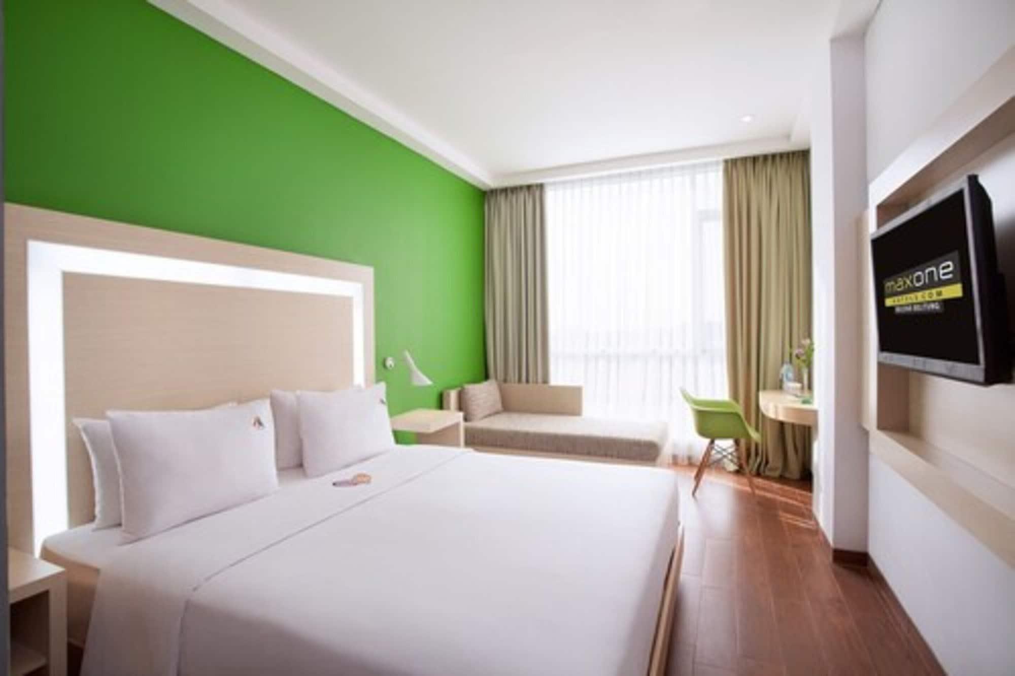 Dk Belstar Hotel Belitung Tanjung Pandan Exteriör bild