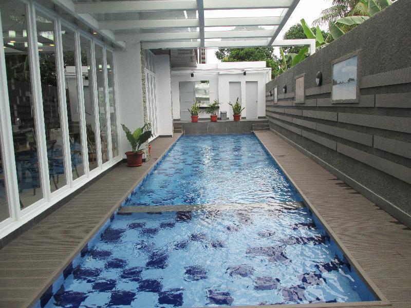 Dk Belstar Hotel Belitung Tanjung Pandan Exteriör bild