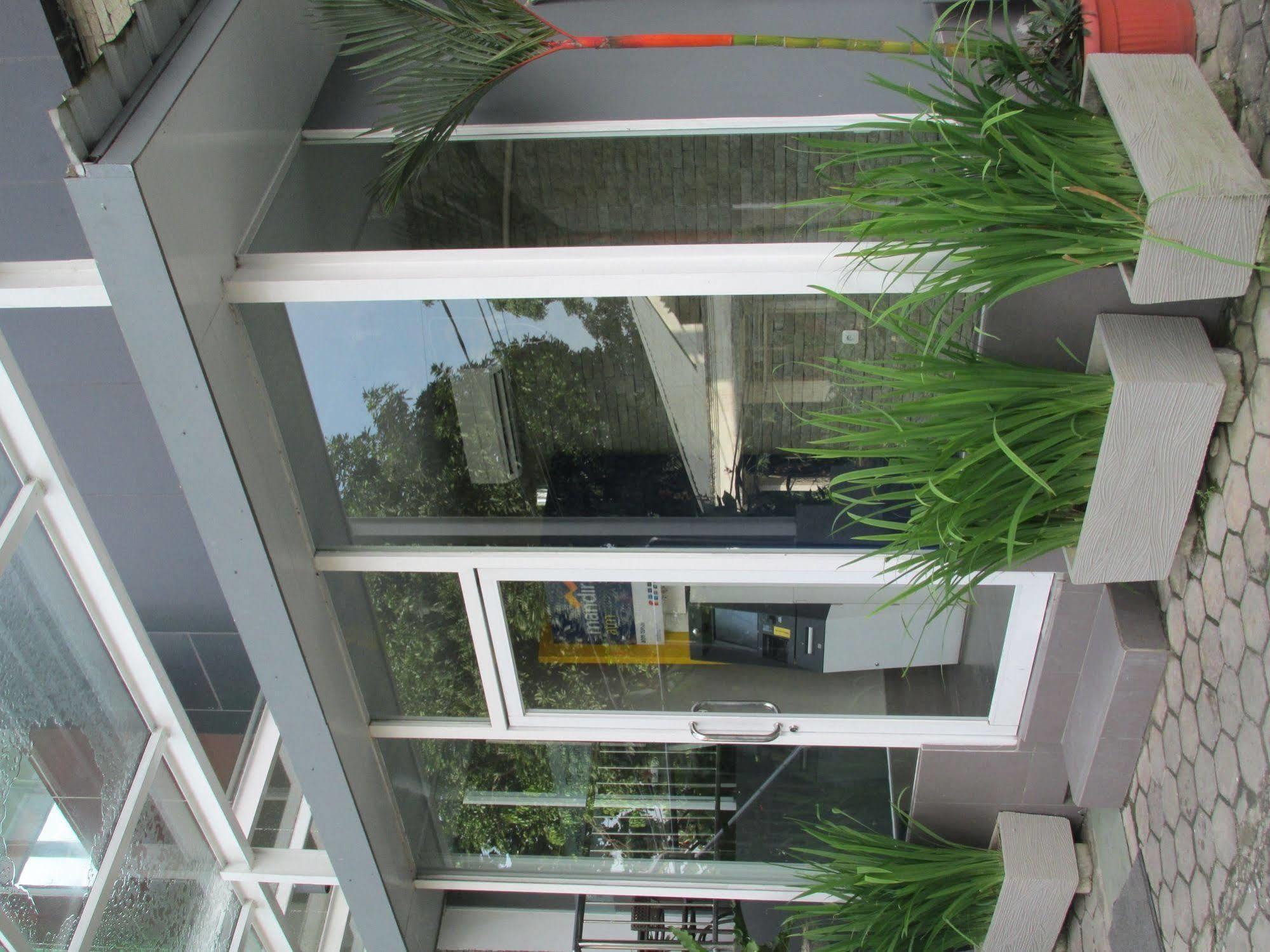 Dk Belstar Hotel Belitung Tanjung Pandan Exteriör bild
